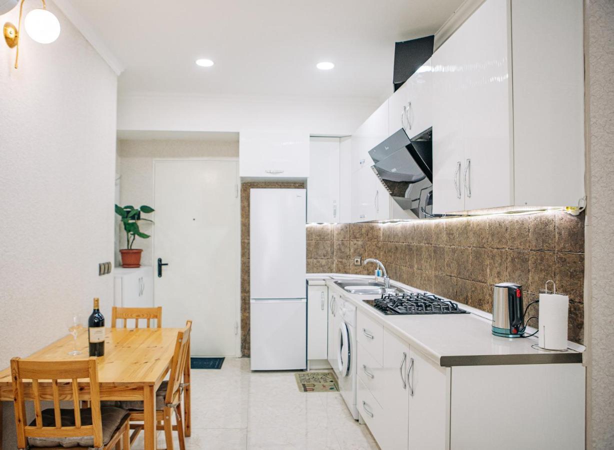 Apartament444 Тбилиси Экстерьер фото